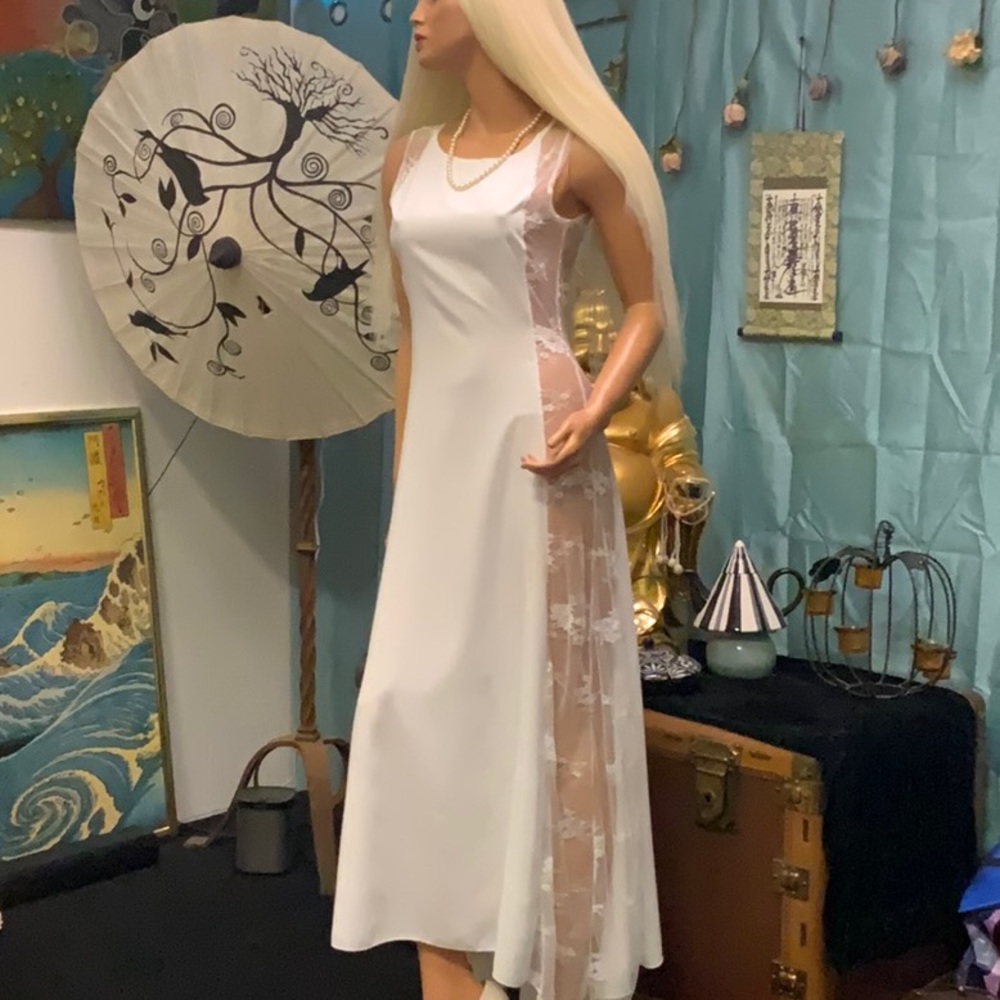 RETRO WHITE SLIP/SUNDRESS WITH LACE SIDE PANELS AND HIGH LOW HEM AND ZIP BACK SM